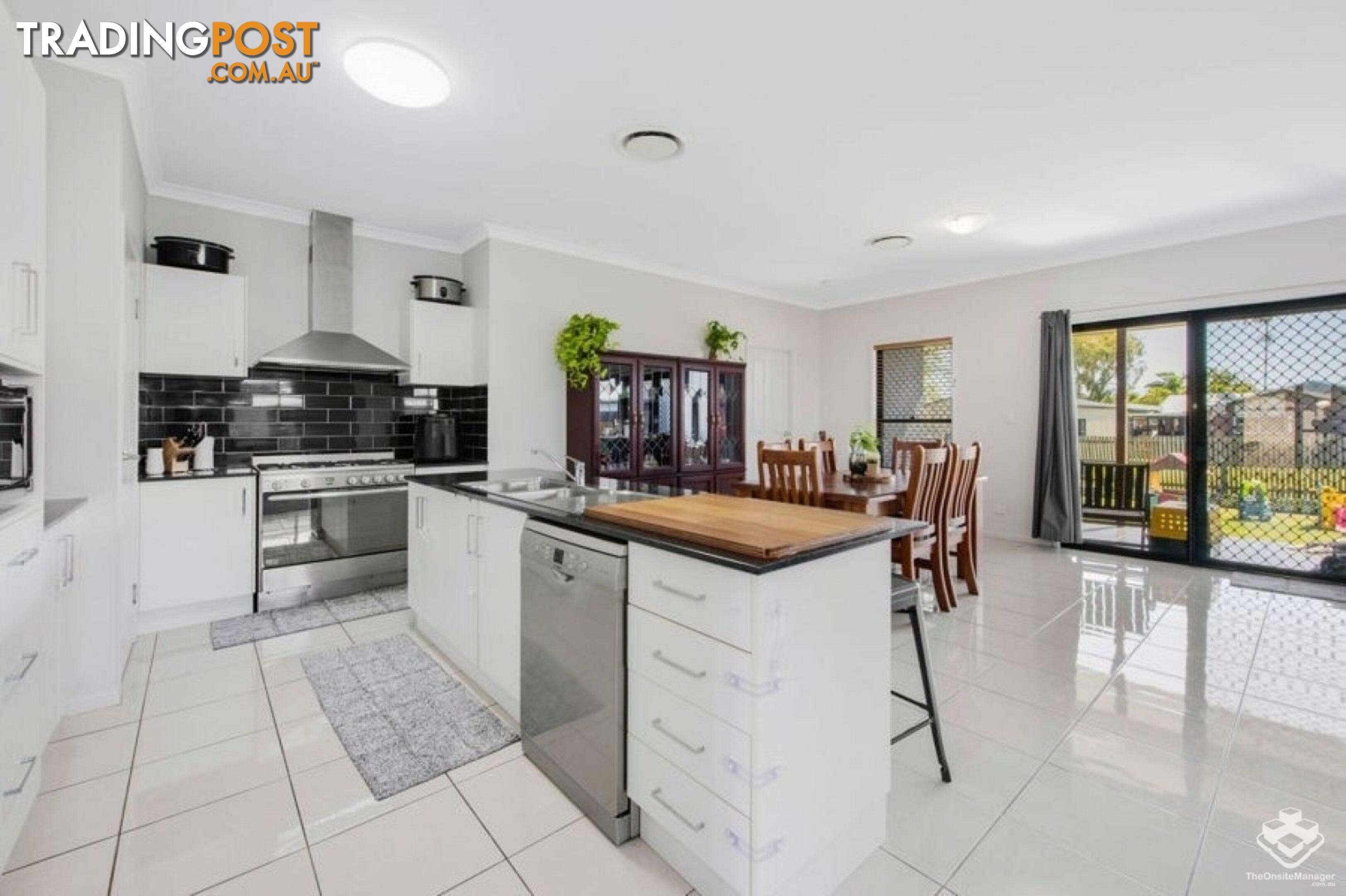 6 Burge Court Glenella QLD 4740