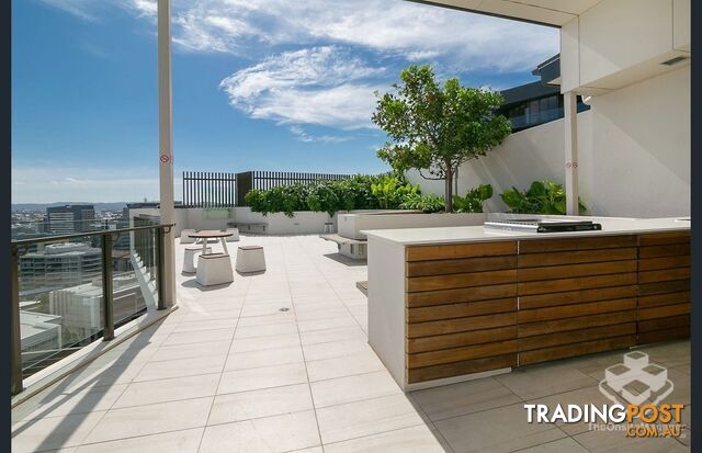 ID:21188476 10 Stratton Street Newstead QLD 4006 - photo 5 of 14