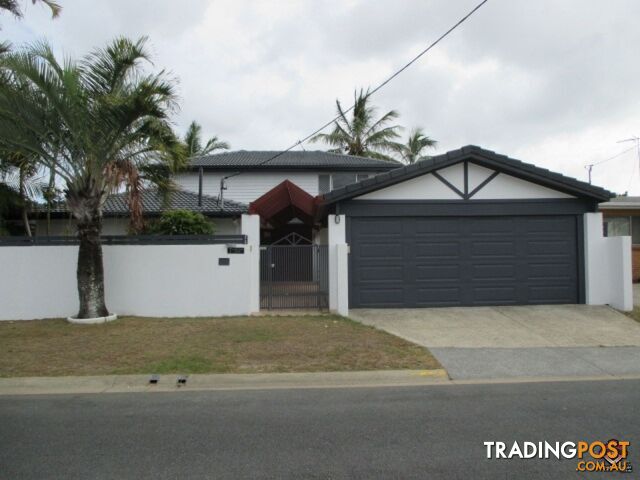 7 Ensenada Court Broadbeach Waters QLD 4218