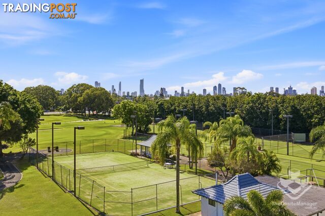 ID:21202283 11 Fairway Drive Clear Island Waters QLD 4226