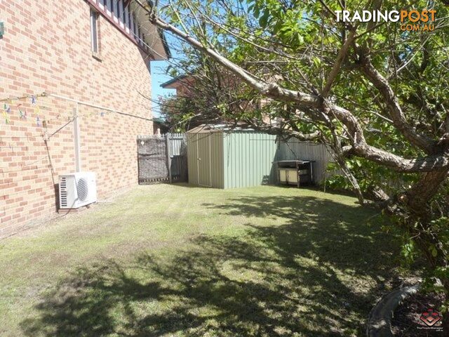 75 Brown Street Labrador QLD 4215