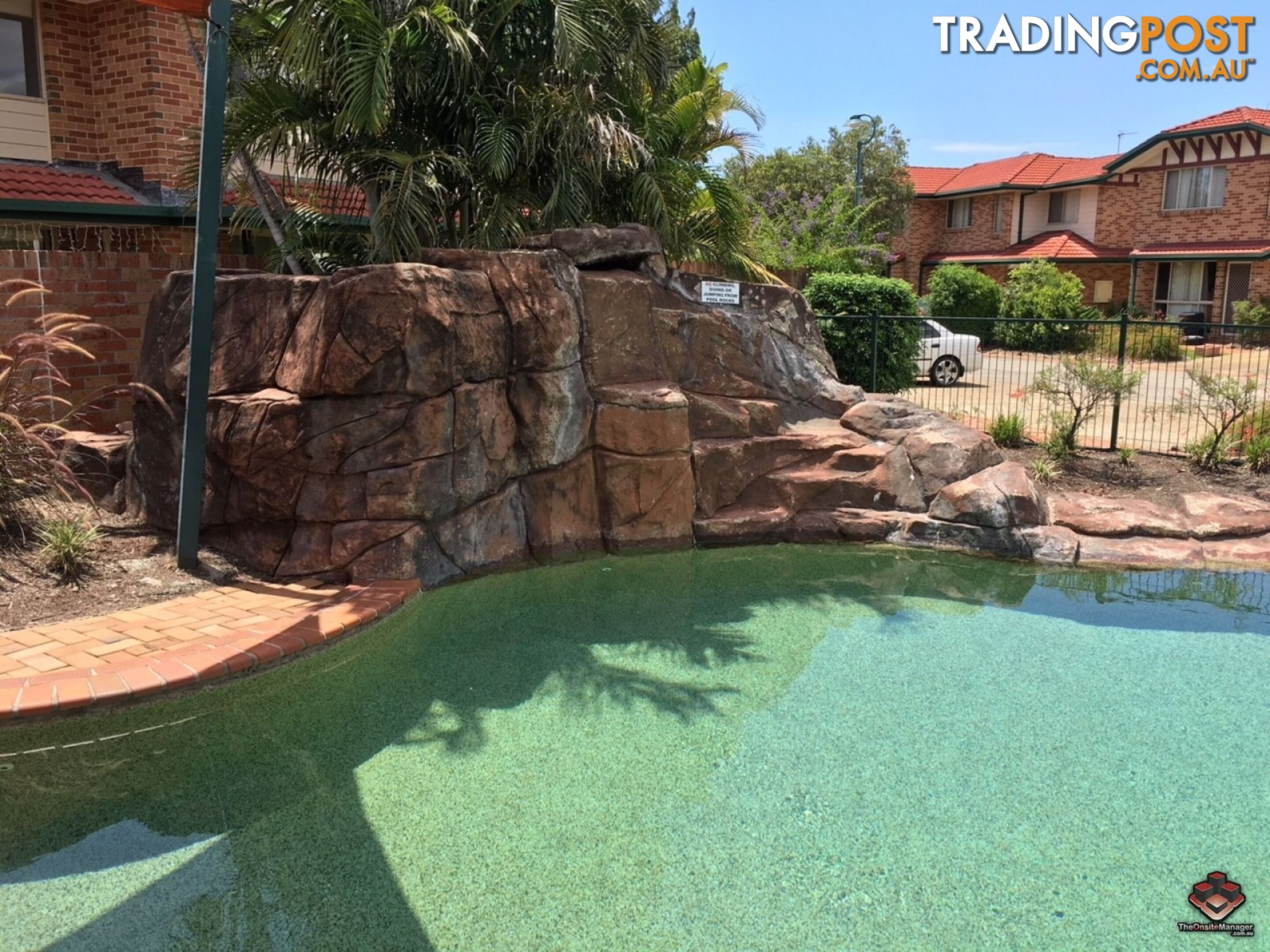 75 Brown Street Labrador QLD 4215