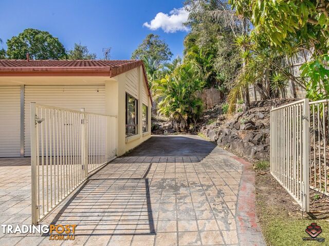 2 Atherton Court Helensvale QLD 4212