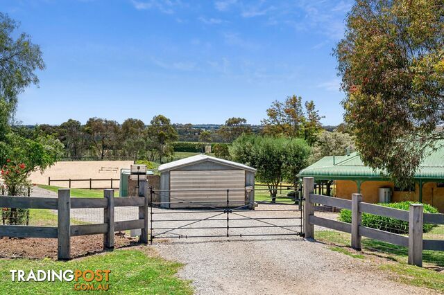 20 Georges Road BARRABOOL VIC 3221 - photo 3 of 27