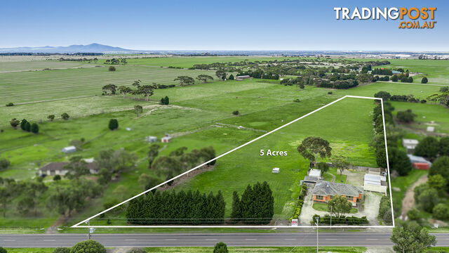 760 Anakie Road LOVELY BANKS VIC 3213
