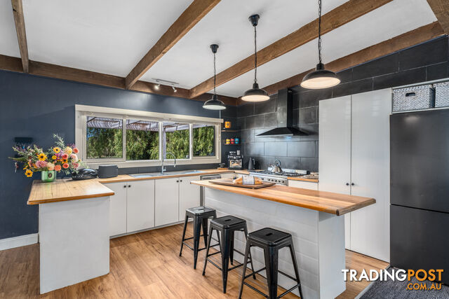 35 Roadknight Street BIRREGURRA VIC 3242 - photo 5 of 11