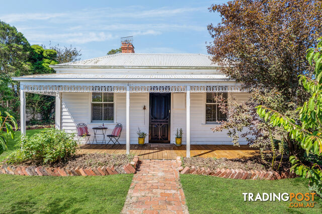 35 Roadknight Street BIRREGURRA VIC 3242