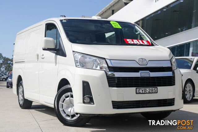 2023 TOYOTA HIACE   VAN