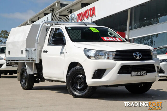 2017 TOYOTA HILUX WORKMATE  CAB CHASSIS