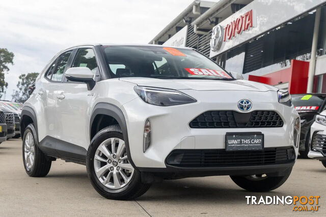 2022 TOYOTA YARIS CROSS GX  SUV