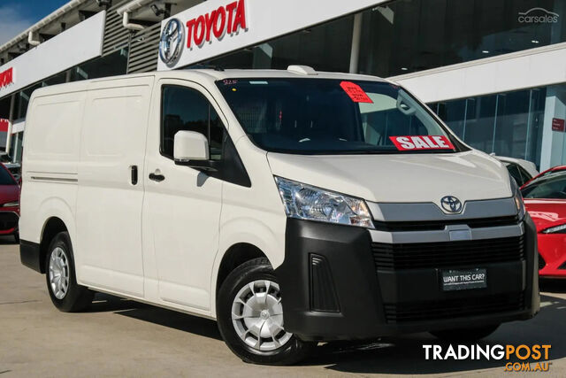 2021 TOYOTA HIACE   VAN