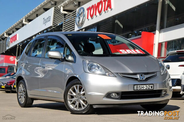 2010 HONDA JAZZ VTI  HATCH