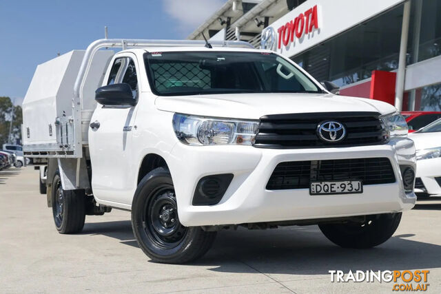 2017 TOYOTA HILUX WORKMATE  CAB CHASSIS