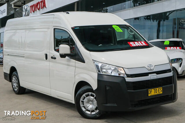 2020 TOYOTA HIACE   VAN