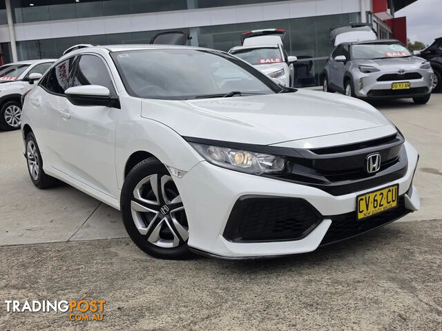 2017 HONDA CIVIC VTI  HATCH - photo 1 of 32