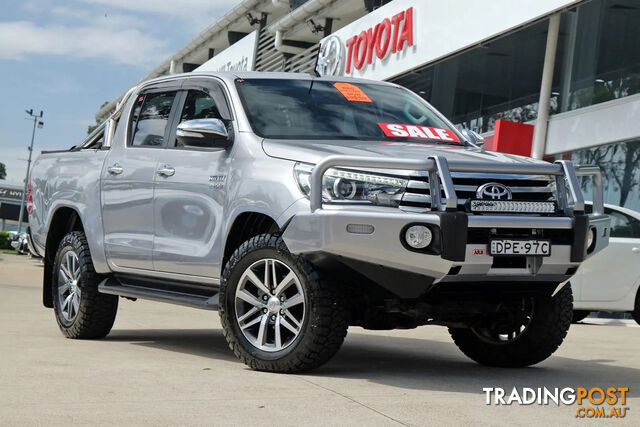 2017 TOYOTA HILUX SR5  UTE