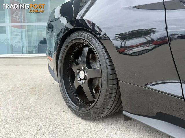 2017 FORD MUSTANG GT COUPE - photo 2 of 32