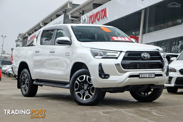 2022 TOYOTA HILUX SR5  UTE