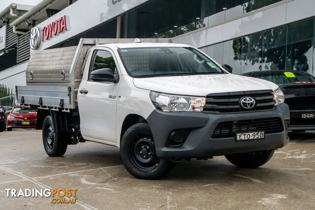 2022 TOYOTA HILUX WORKMATE CAB CHASSIS