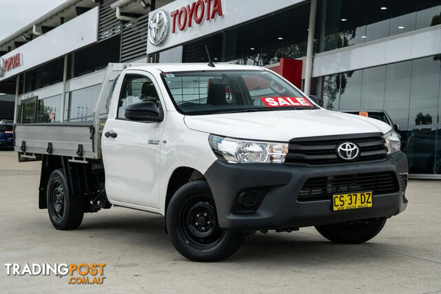 2018 TOYOTA HILUX WORKMATE CAB CHASSIS