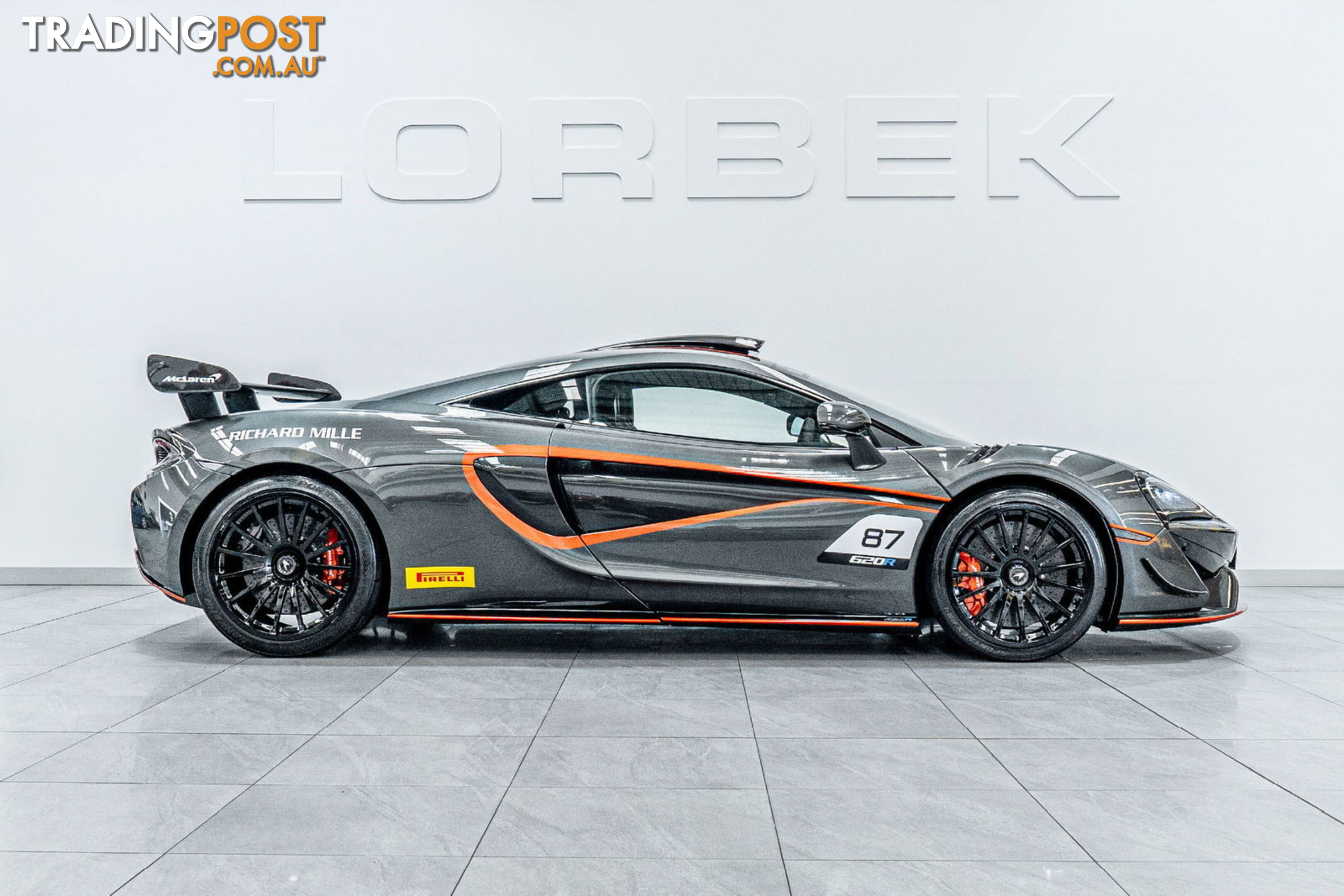 2021 McLaren 620R  