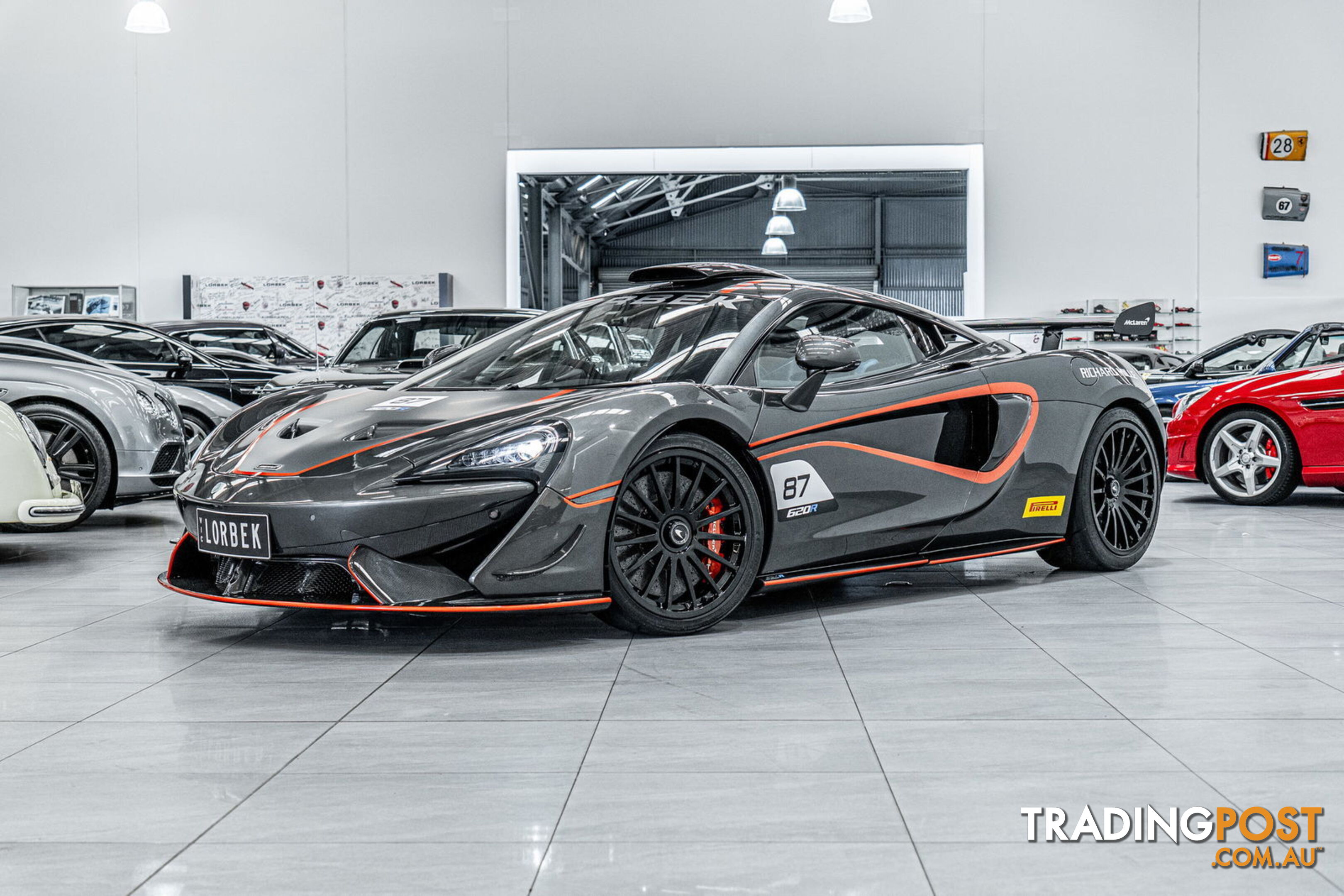 2021 McLaren 620R  