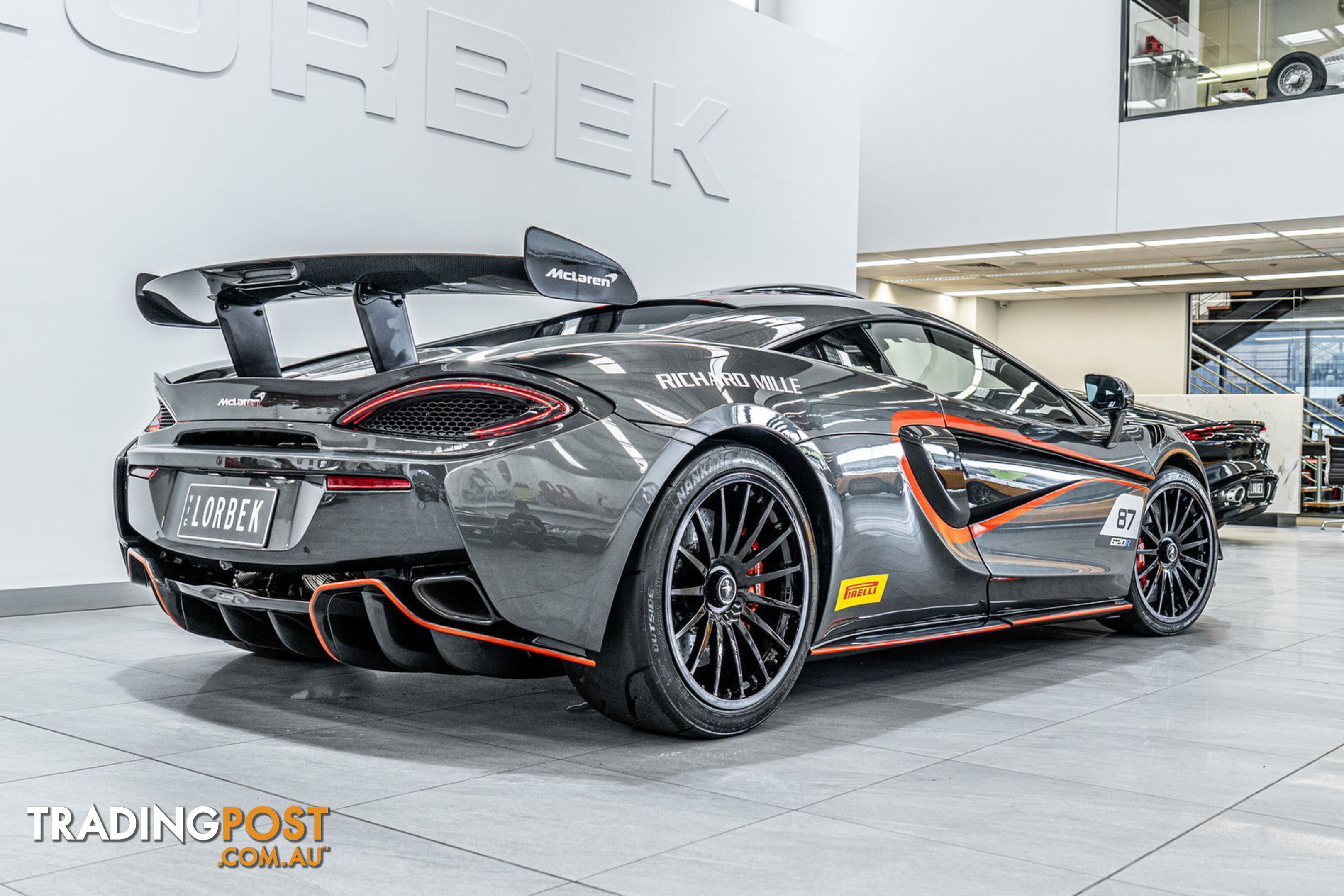 2021 McLaren 620R  