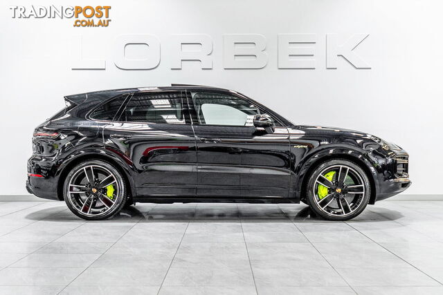 2020 Porsche Cayenne Turbo S E-Hybrid 9YA MY20