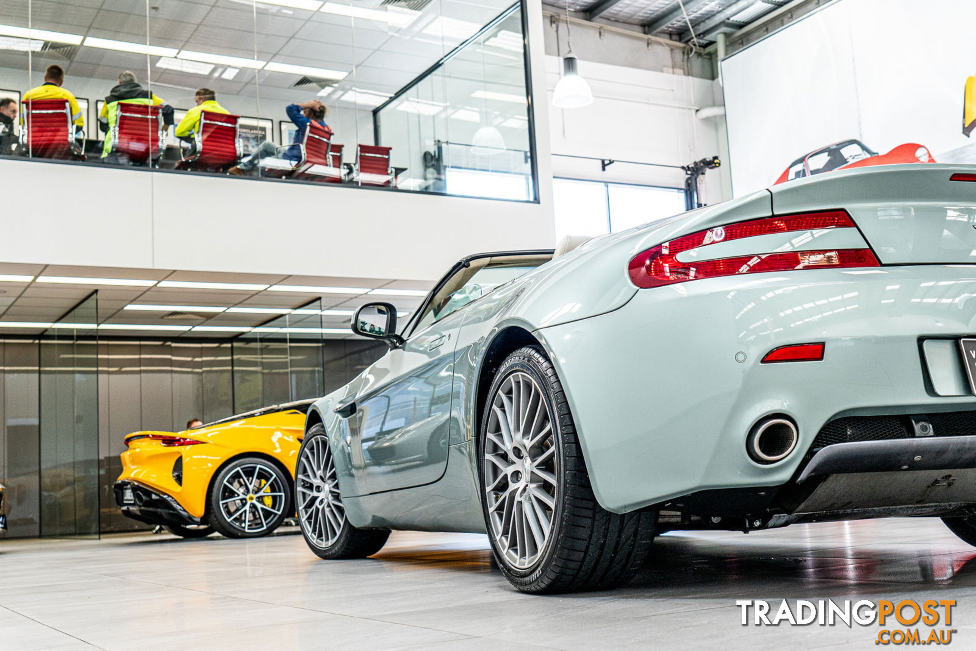 2010 Aston Martin V8 Vantage Roadster MY10