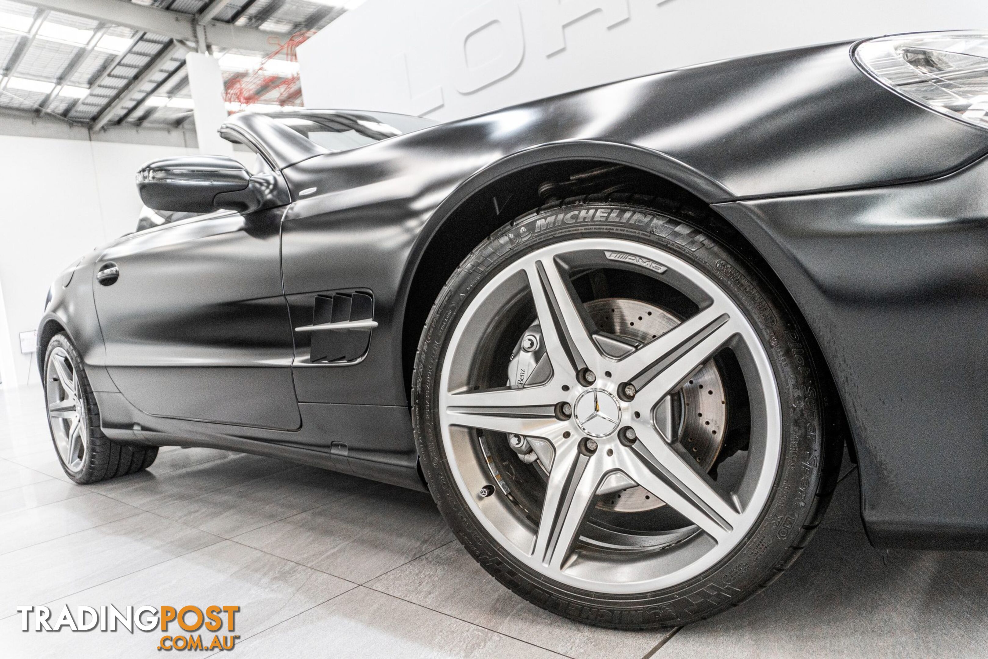 2010 Mercedes-Benz SL350 Night Edition R230