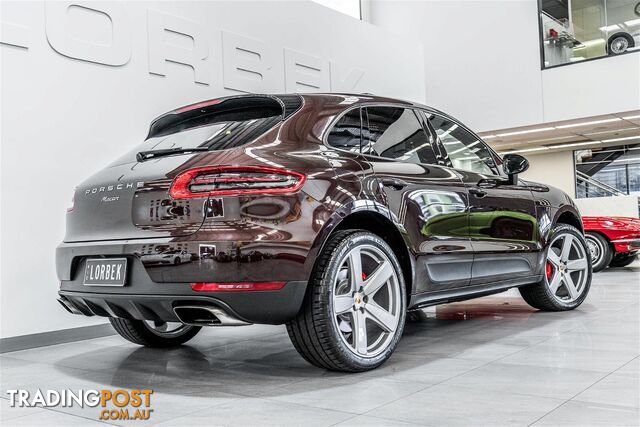 2017 Porsche Macan  