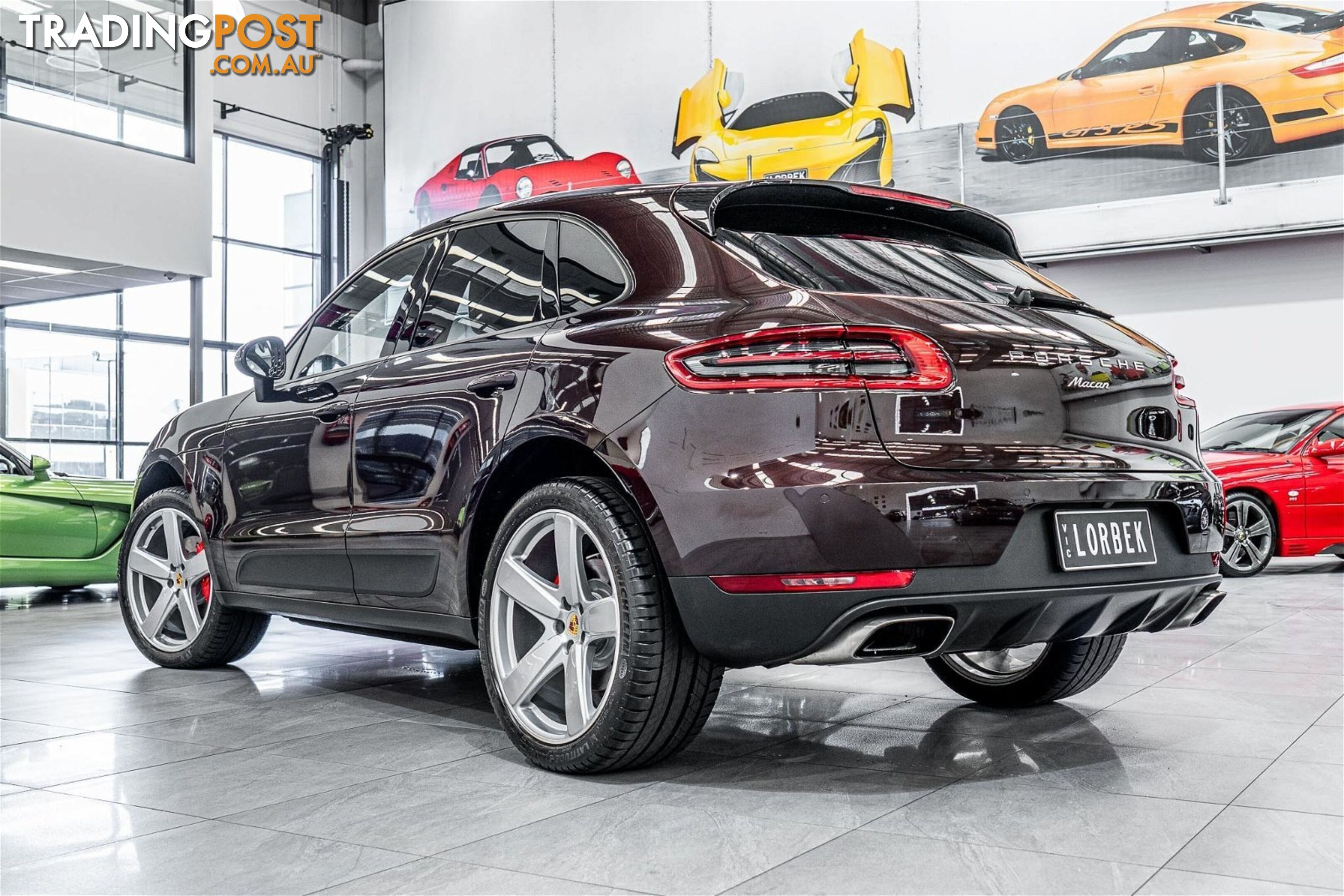 2017 Porsche Macan  