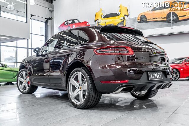 2017 Porsche Macan  