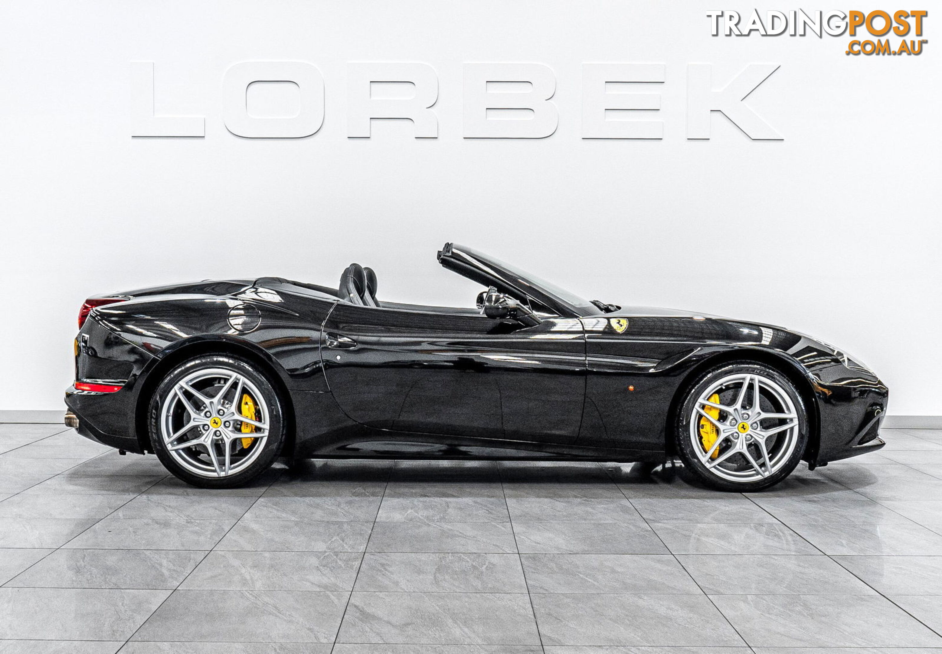 2016 Ferrari California T 