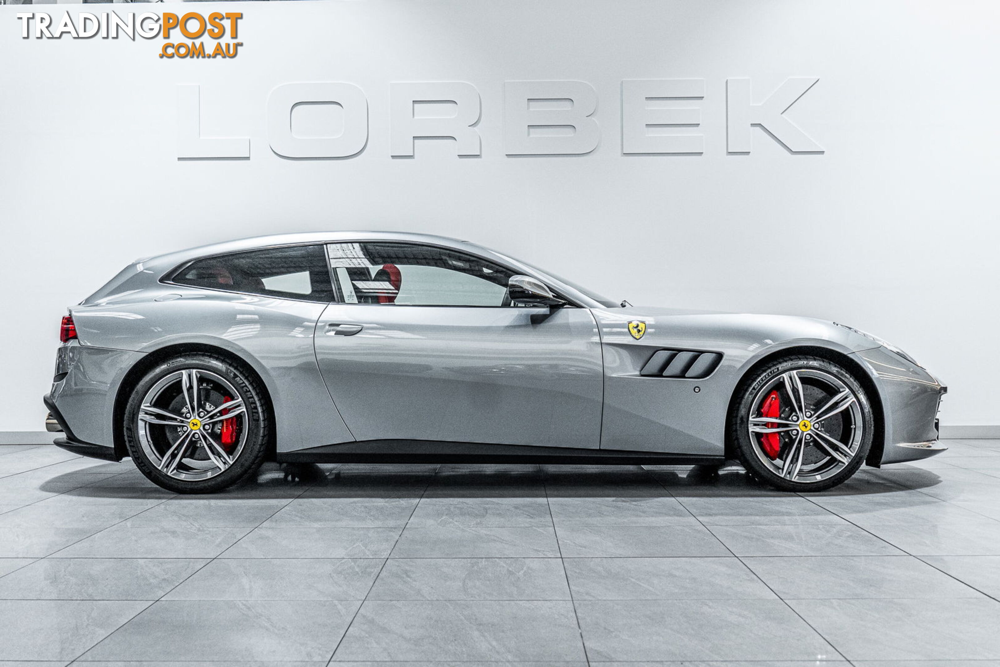 2018 Ferrari GTC4 Lusso (AWD) F151