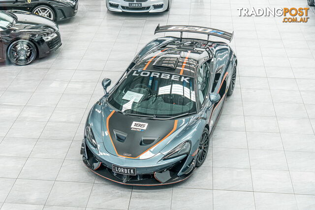 2020 McLaren 620R  