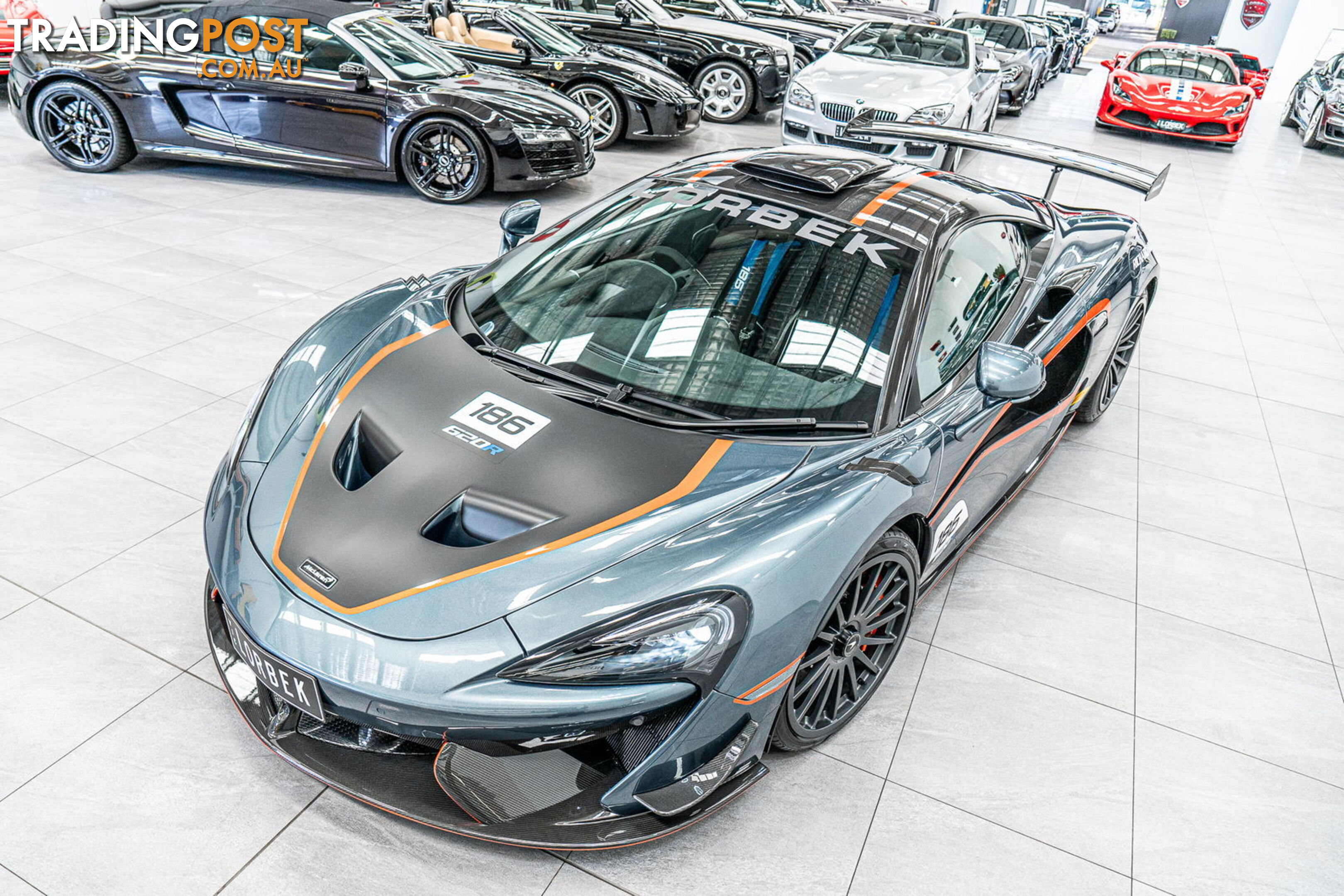 2020 McLaren 620R  