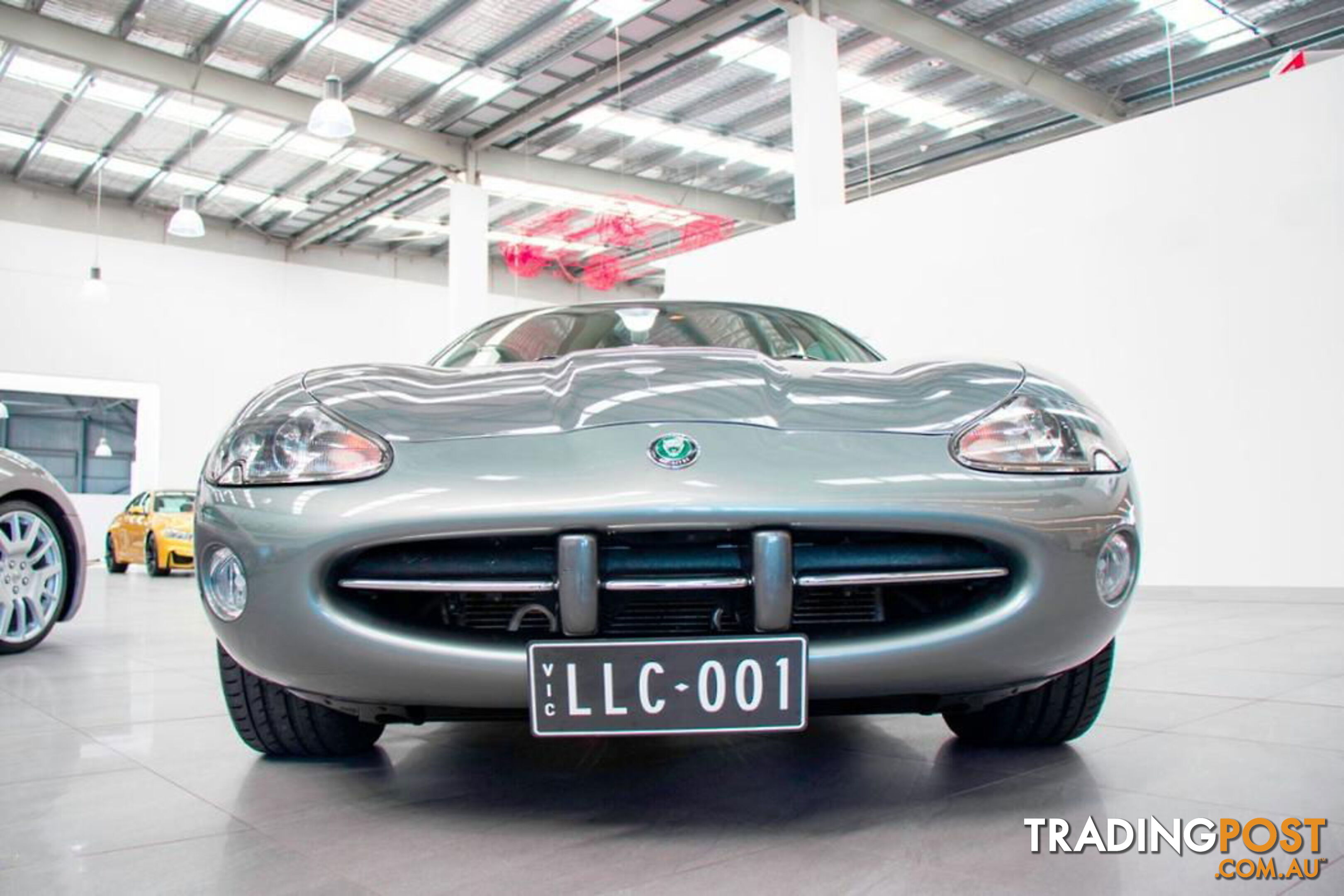 2004 Jaguar XK8  MY03