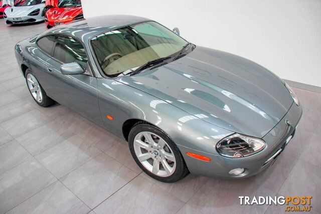 2004 Jaguar XK8  MY03