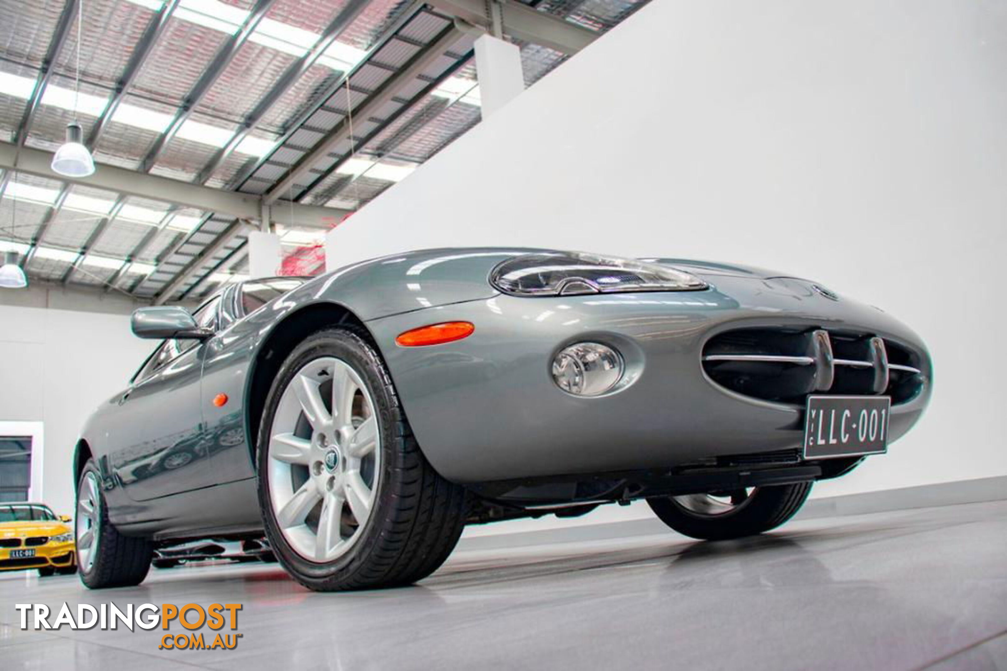 2004 Jaguar XK8  MY03