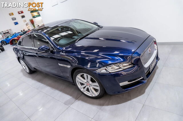 2017 Jaguar XJ 3.0D V6 Premium Luxury LWB X351 MY16 - photo 2 of 34