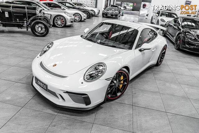 2019 Porsche 911  