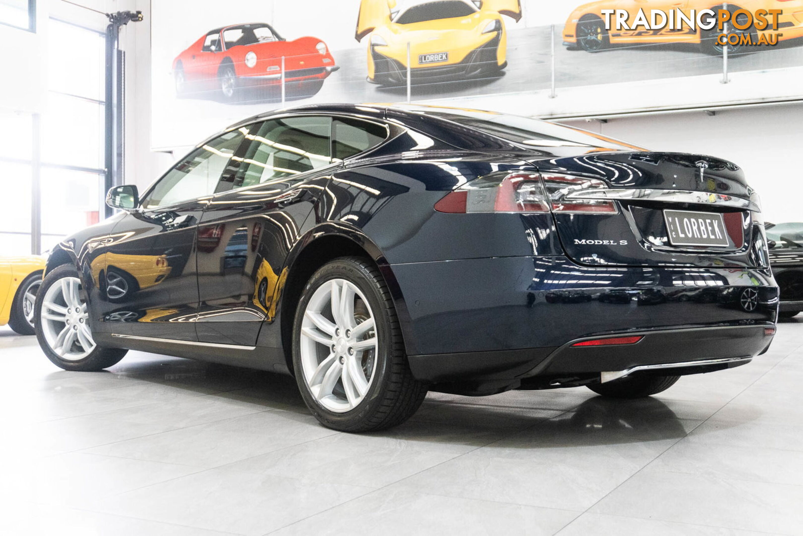 2014 Tesla Model S 85 