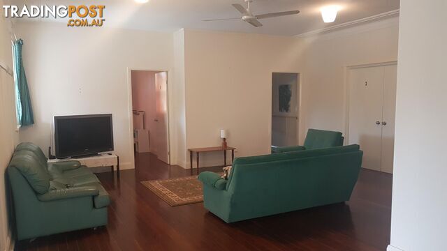 4 Belmore Street BOWRAVILLE NSW 2449