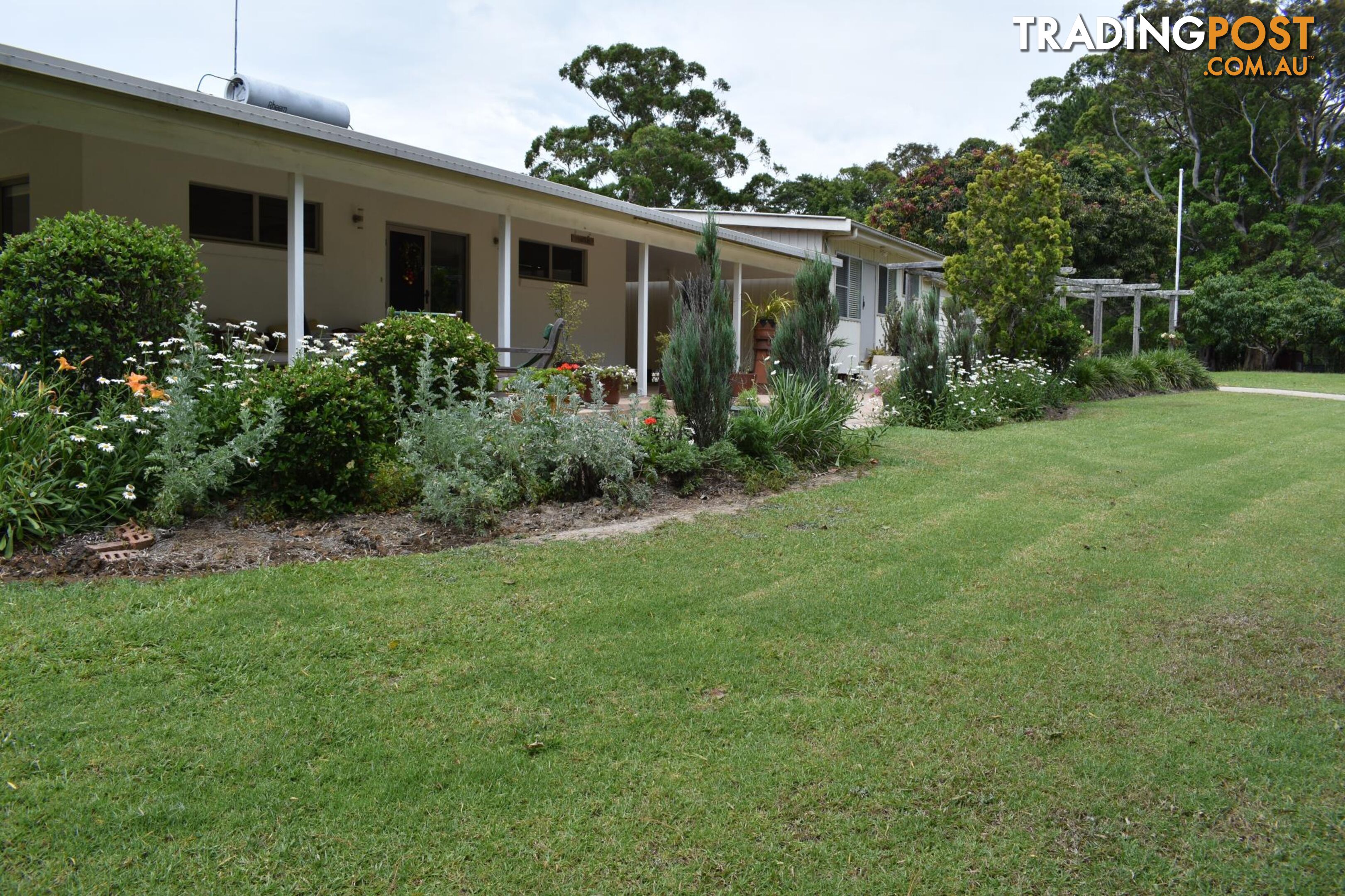 81 Florence Wilmont Drive NAMBUCCA HEADS NSW 2448