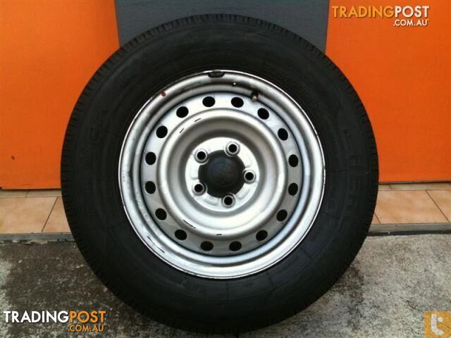 TOYOTA HILUX WORKMATE 4X2 MY05 15 INCH STEEL RIMS