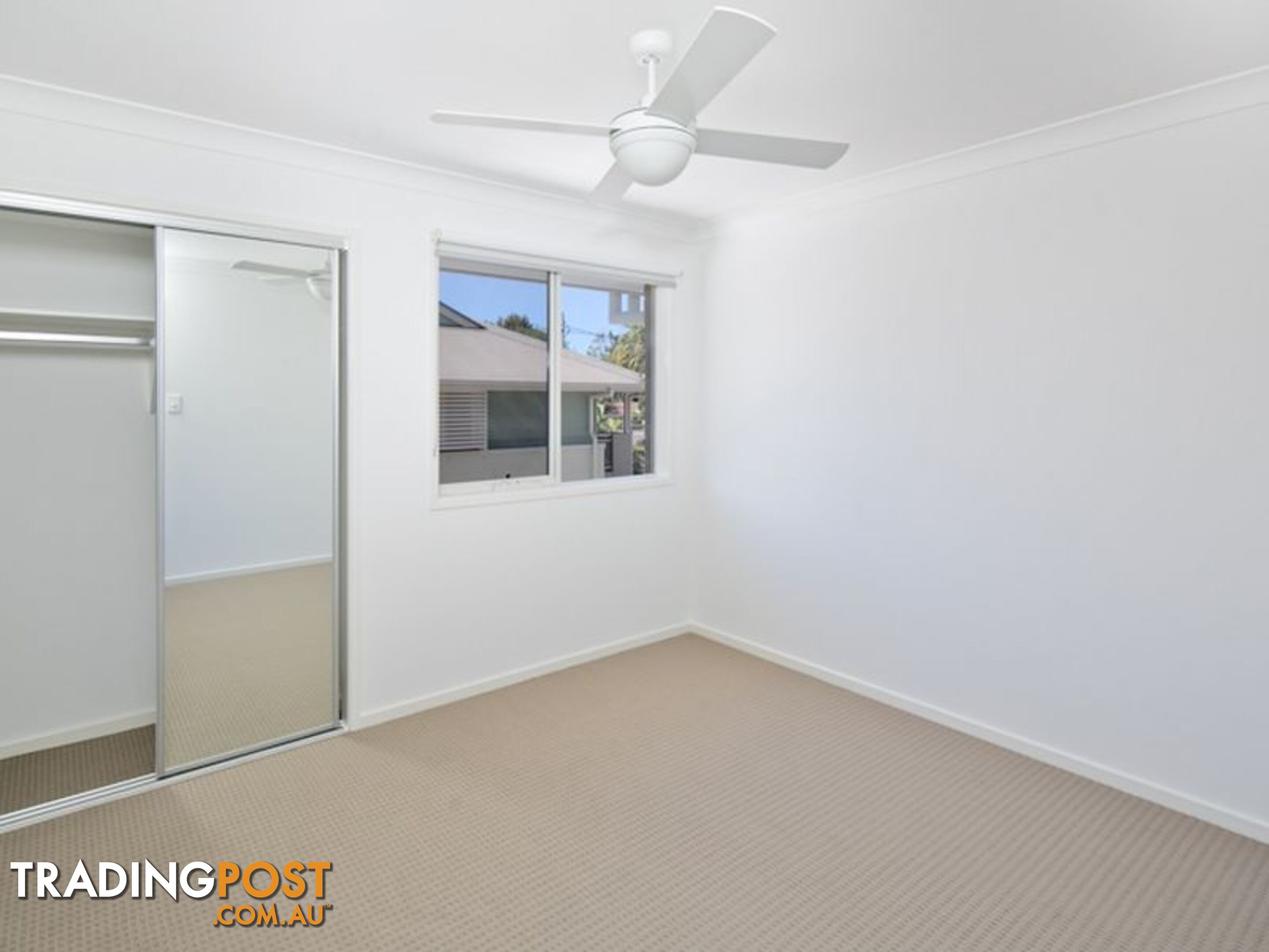 2/6 Collingwood Road BIRKDALE QLD 4159