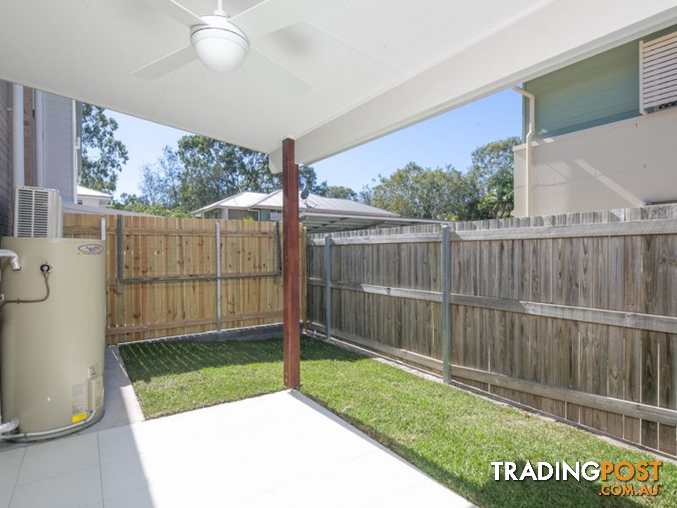 2/6 Collingwood Road BIRKDALE QLD 4159