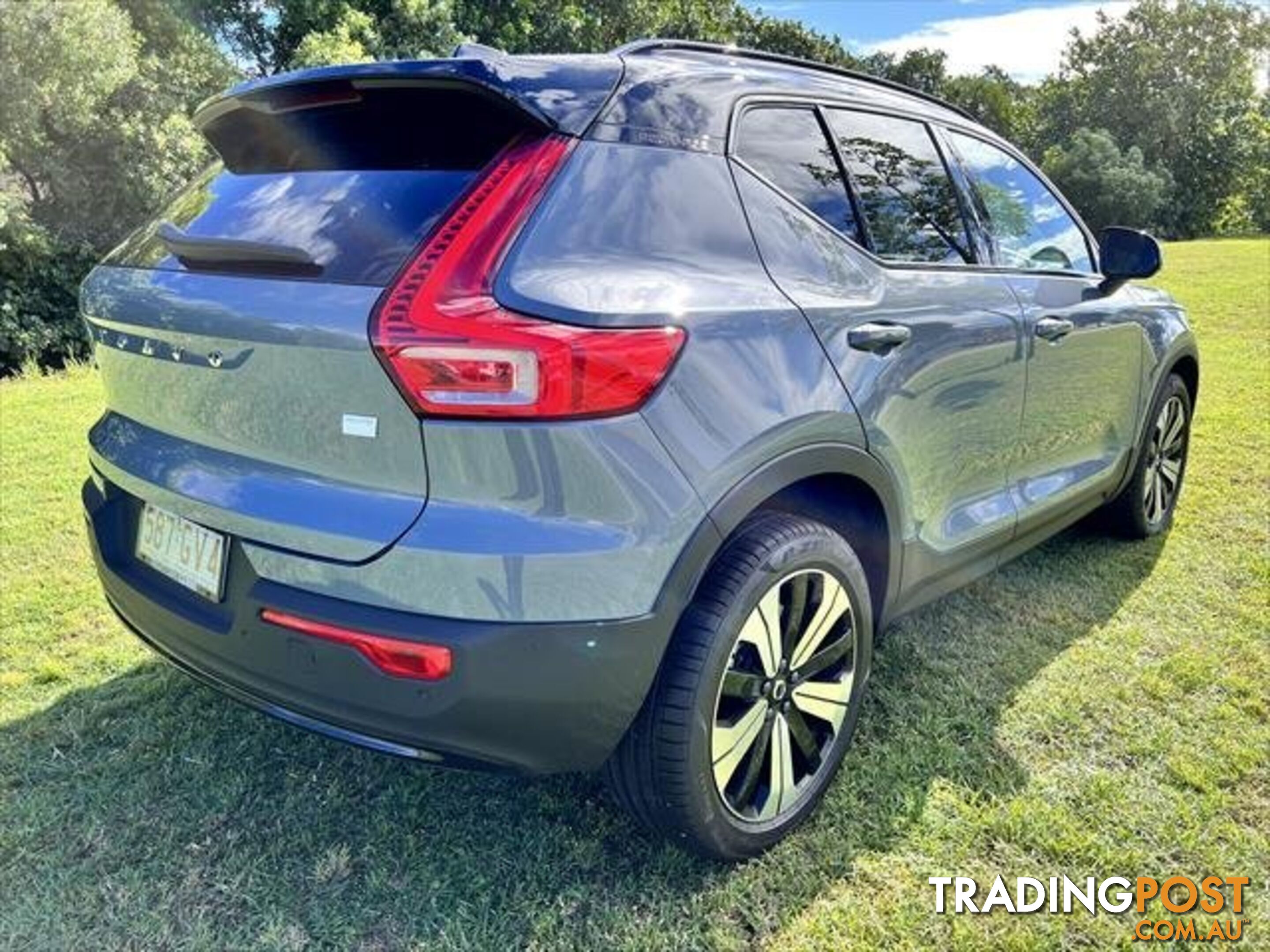 2022 VOLVO XC40 RECHARGE-PURE-ELECTRIC MY23