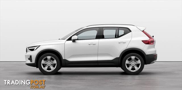 2023 VOLVO XC40 PLUS-B4 MY24 - photo 2 of 11